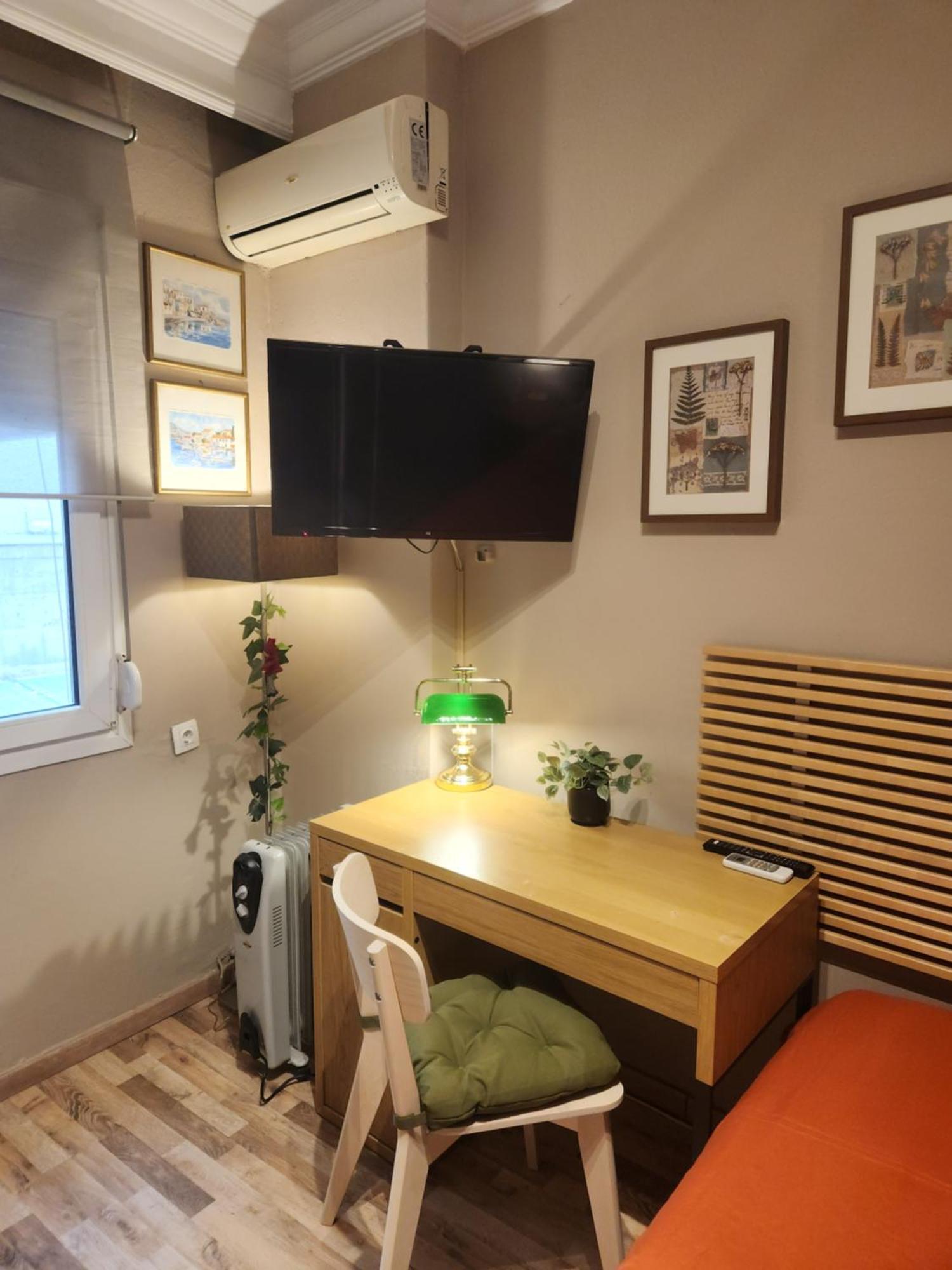 Pantheon Apartments Thessaloniki Room photo